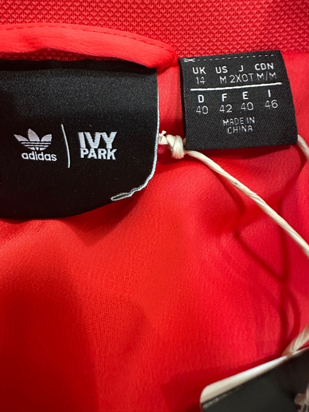 adidas Ivy Park Cropped Red Blazer Jacket - Picture 3 of 3